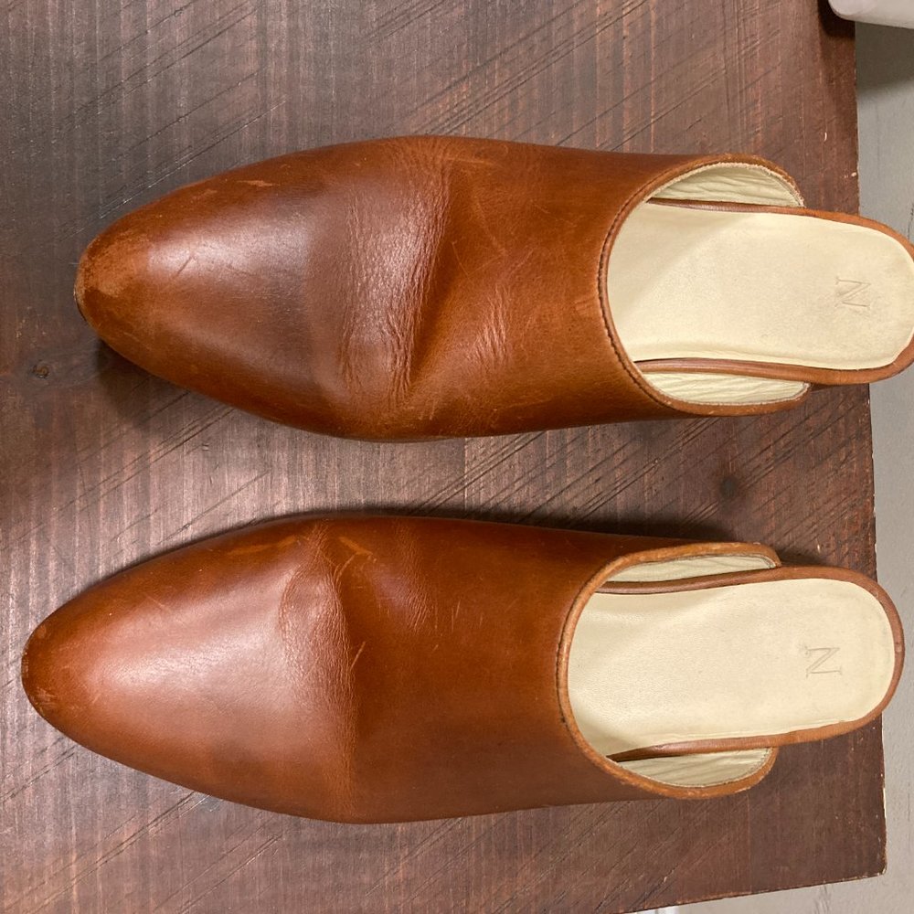 Nisolo Women's Tan Leather Slip-On Mules